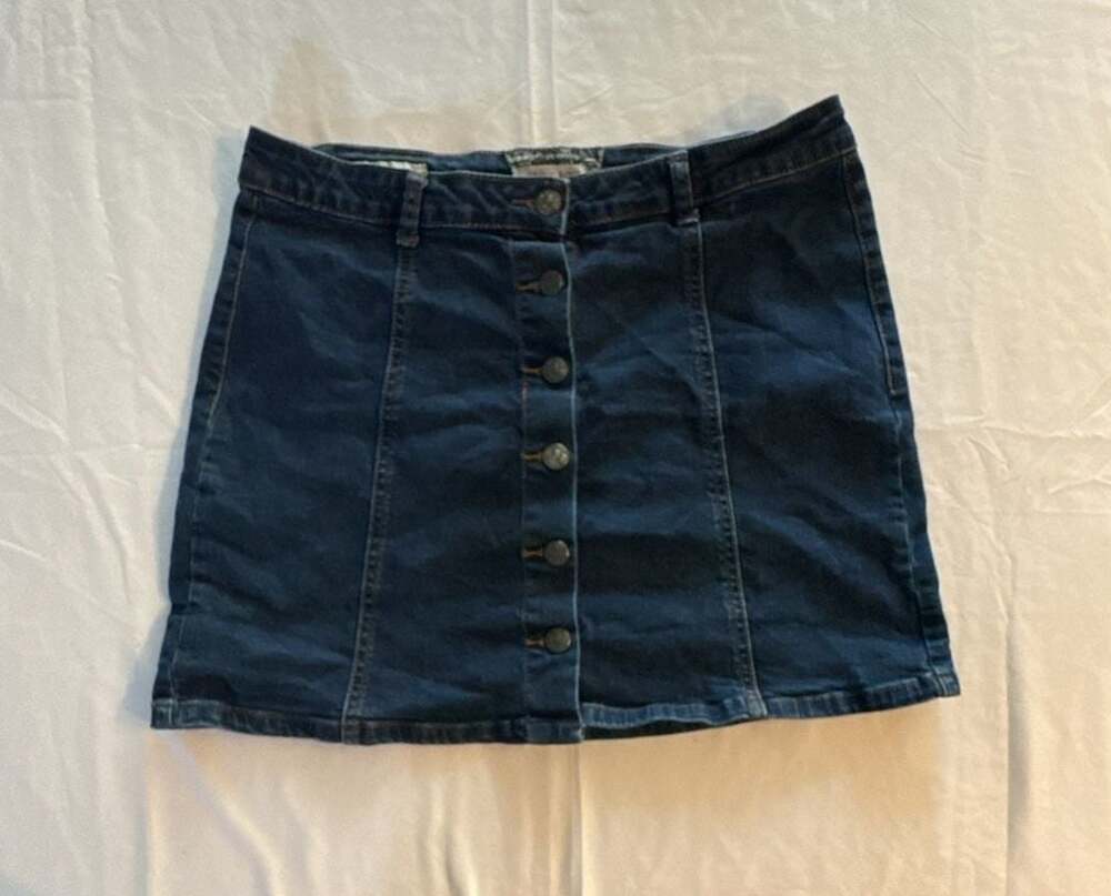 Hot Kiss Skylar Skirt Dark Wash Denim Button-Front Mini Skirt Size 1